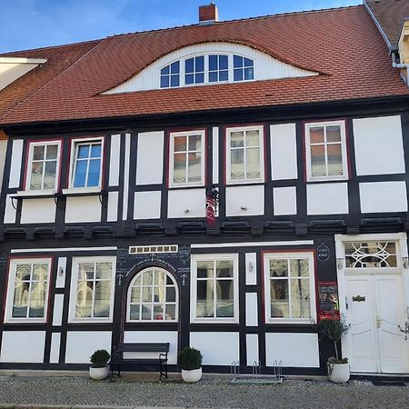 Ferienwohnung Am Rathaus Tangermünde Esterno foto