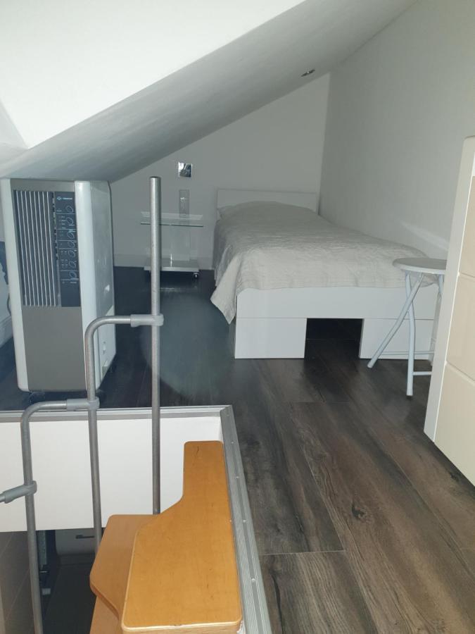 Ferienwohnung Am Rathaus Tangermünde Esterno foto