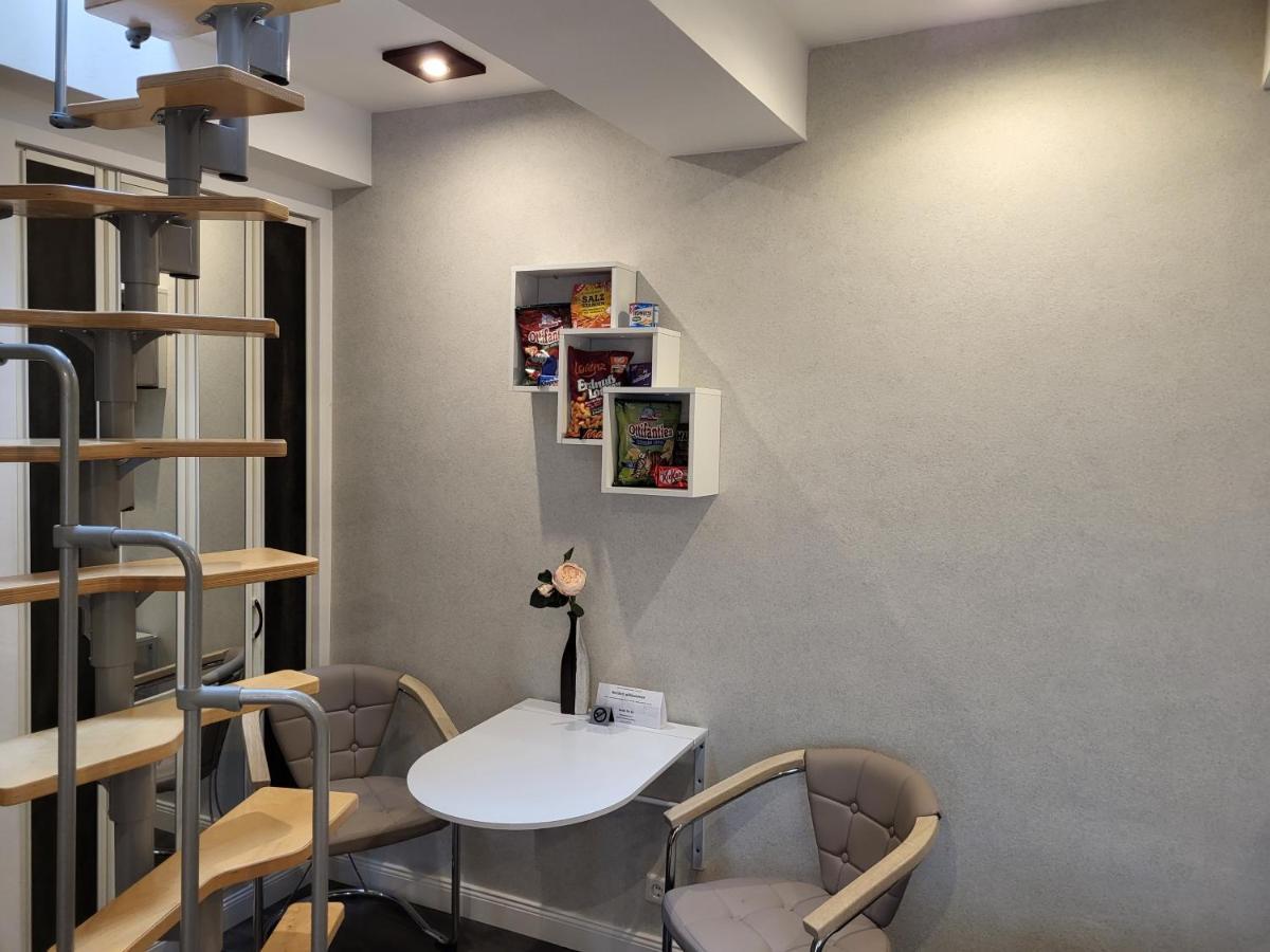 Ferienwohnung Am Rathaus Tangermünde Esterno foto